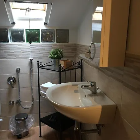 Le Larie Bed and breakfast 3*
