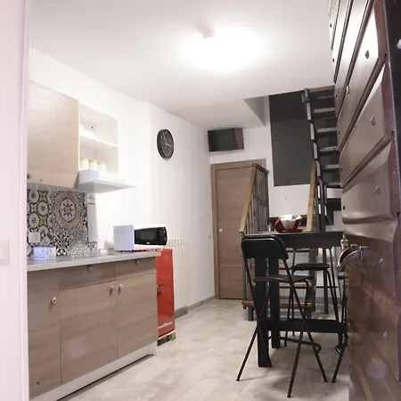 Le Larie Bed & Breakfast 3*