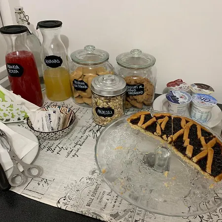 Le Larie Bed & Breakfast 3*